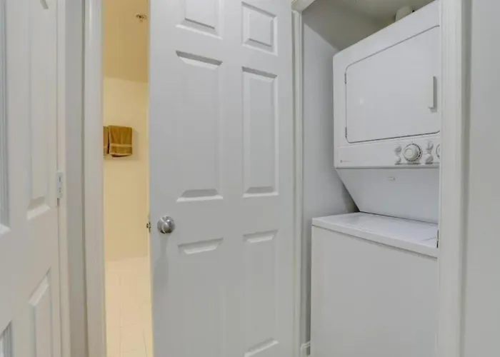 Spacious Apartment With 2 Bedrooms