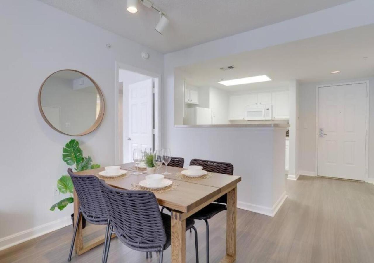 Spacious With 2 Bedrooms