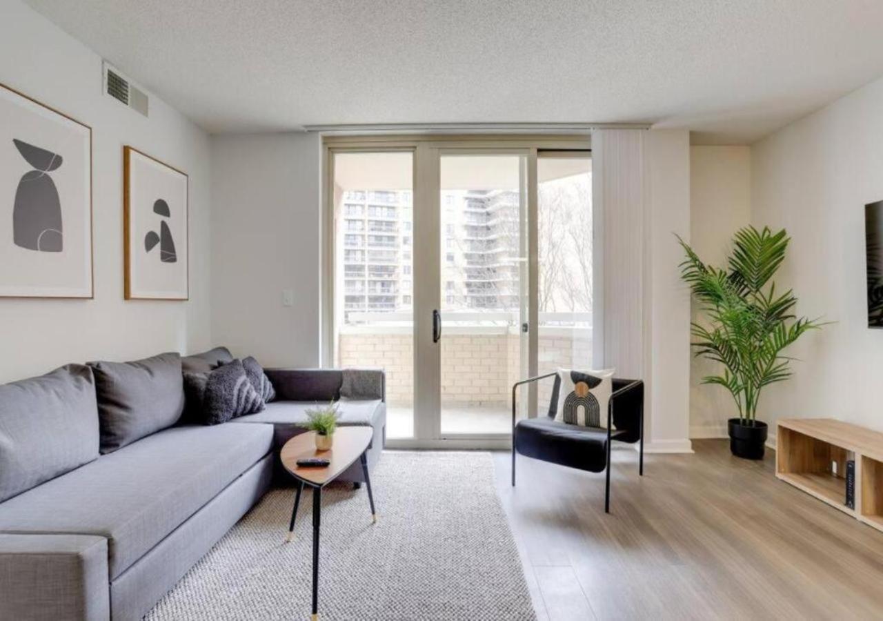 Spacious With 2 Bedrooms Appartement *