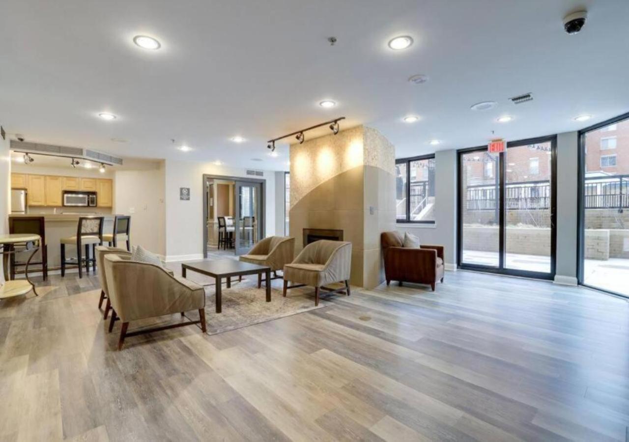 Apartment Spacious With 2 Bedrooms