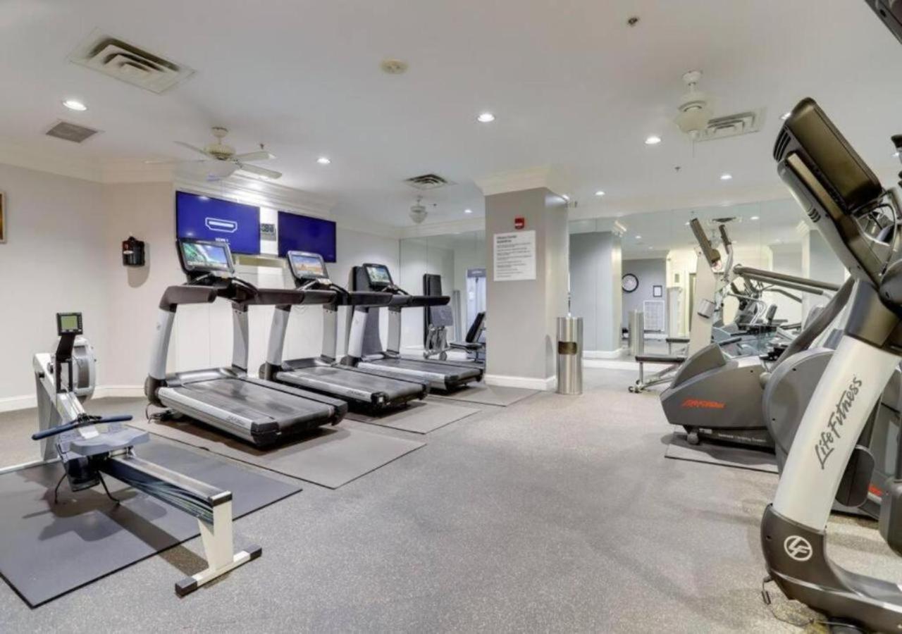 Apartment Spacious With 2 Bedrooms *
