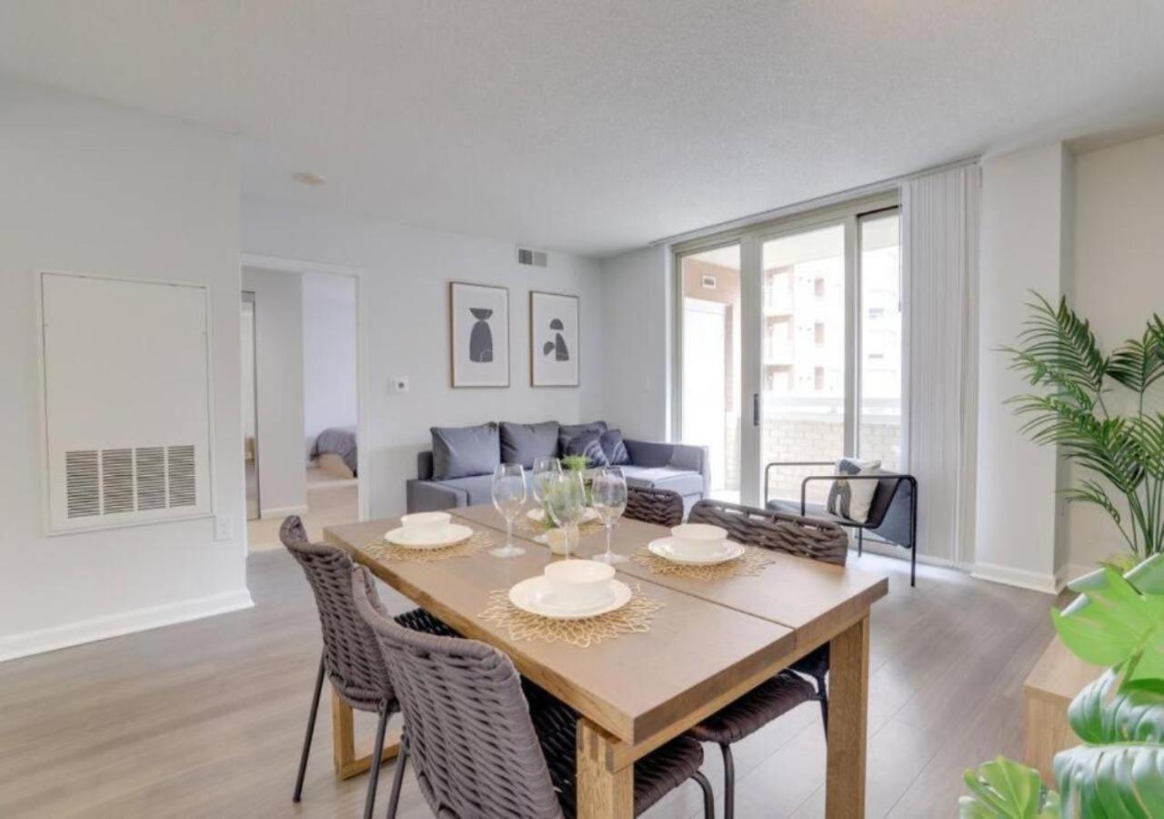 Spacious With 2 Bedrooms